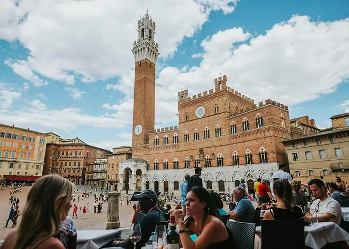 Apartment Asso Di Picche Siena