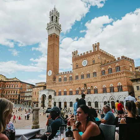 Appartement Asso Di Picche Siena